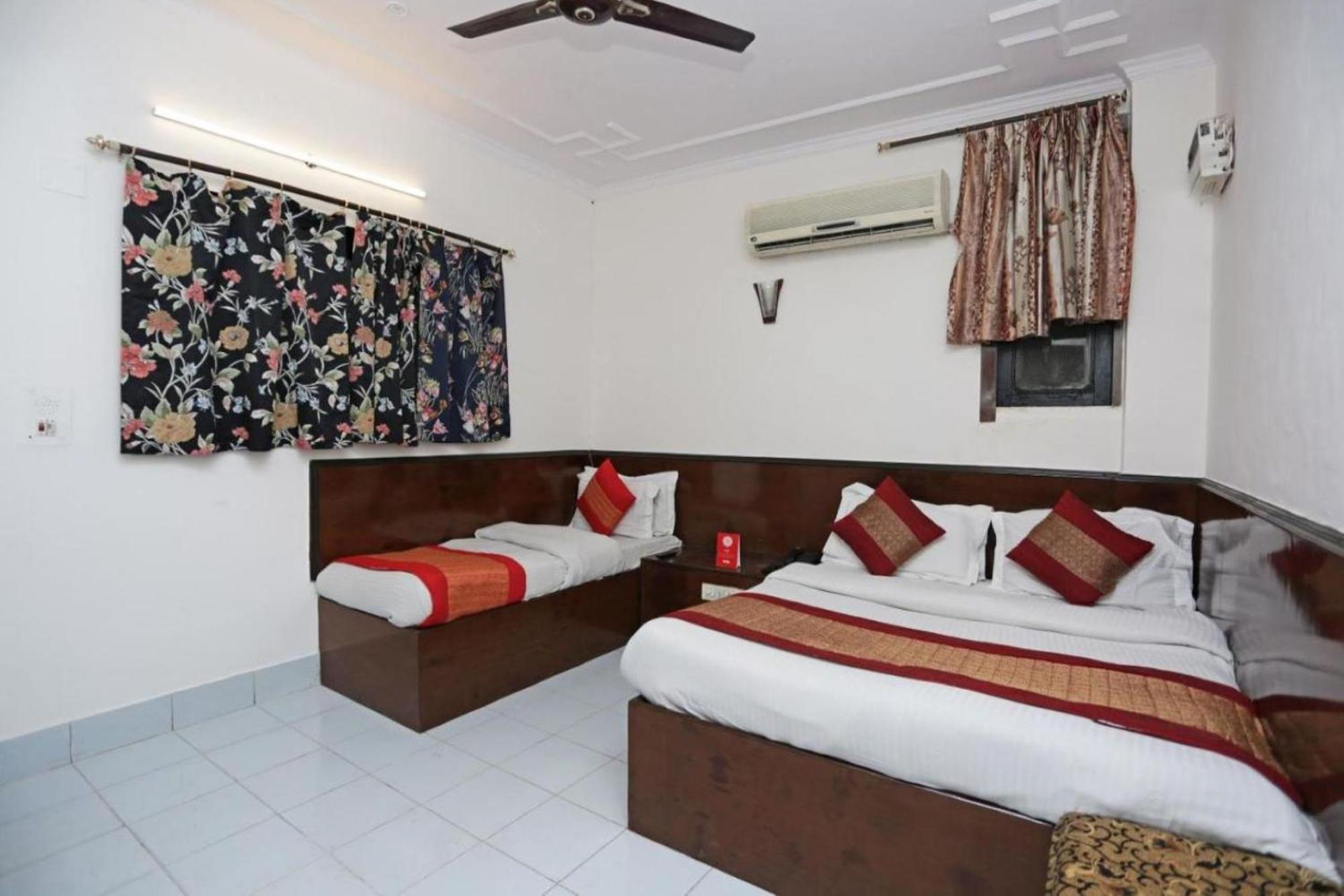 نيودلهي Hotel Perfect Spot- Main Bazar - Walking Metro Station المظهر الخارجي الصورة