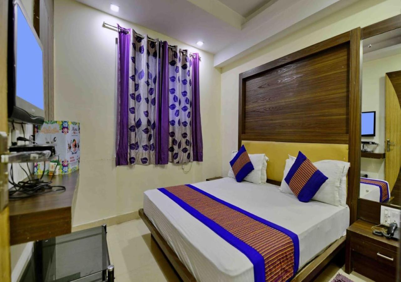 نيودلهي Hotel Perfect Spot- Main Bazar - Walking Metro Station المظهر الخارجي الصورة
